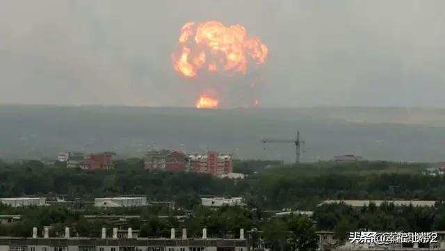 宠物专家事件:俄罗斯火箭发动机试验发生大爆炸，为何炸死两名核专家？