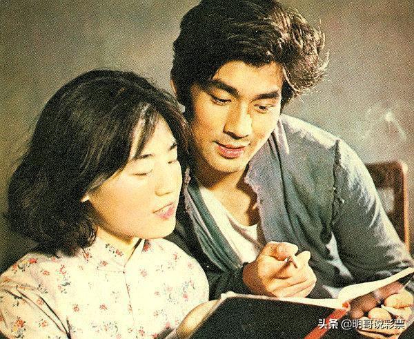 赵式芝与杨如芯:电影《牧马人》中，富二代许灵均为什么会爱上乡村女孩李秀芝？
