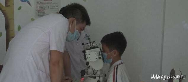 晚上玩游戏中的灵异事件:东莞一男孩疯狂玩游戏玩出了“斗鸡眼”进医院，到底是怎么回事？