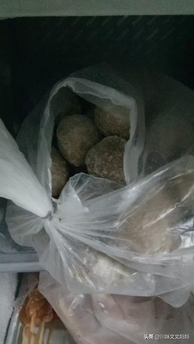 今年你家的年夜饭菜单是什么？能列出来看看吗？