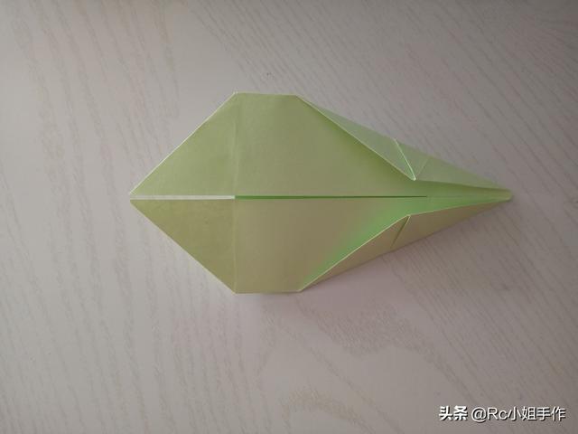 吹气小兔子折纸图解,折纸:用纸怎么叠一只兔子？