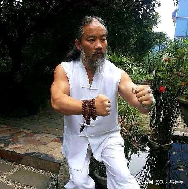 何道君是高手，为什么不进UFC？