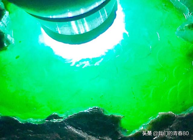 缅甸翡翠玉如何鉴别好坏,怎样挑选缅甸玉原石？怎么看比较内行？