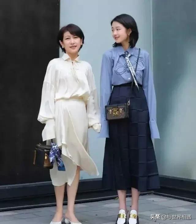<a href=https://maguai.com/list/50-0-0.html target=_blank class=infotextkey>时尚</a>套装女潮气质:40岁 的女人如何穿搭才能时髦又精致？