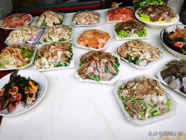 路边菜小炒怎么做？