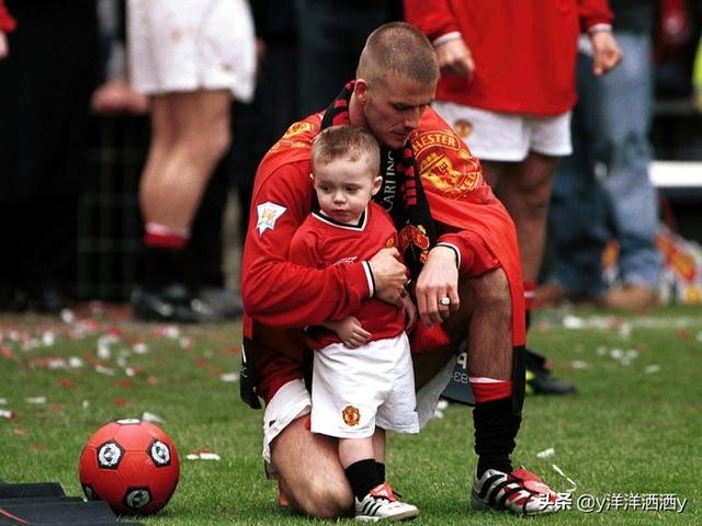 贝克汉姆和维多利亚当年是如何走在一起的？为什么很多球迷认为贝嫂毁了小贝的生涯？插图75