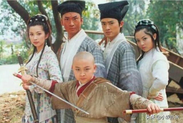 电视部《少年包青天》中,邓超版、陆毅版和周杰版的包拯,你觉得哪个演的最传神？