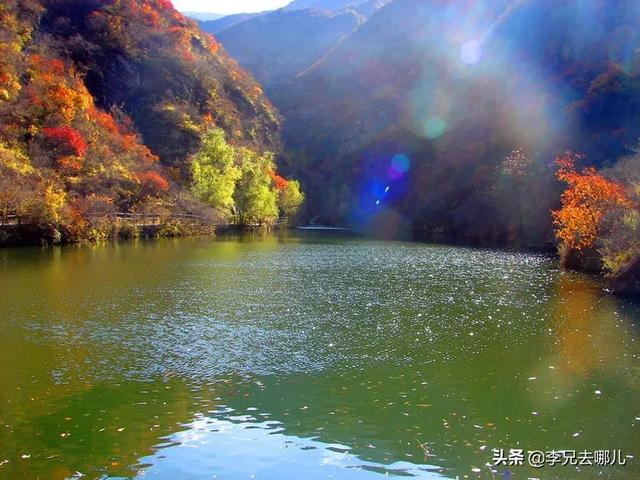 去北京旅游,有哪些自然风景区是必去的？