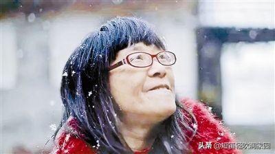 余秀华是谁,这几天头条首页为什么全是她,有人知道吗？