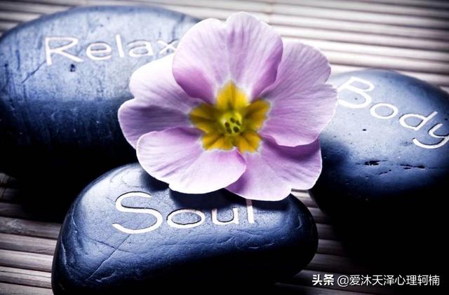 我看到了美女图片就想收藏,妻子都骂人了,咋办？