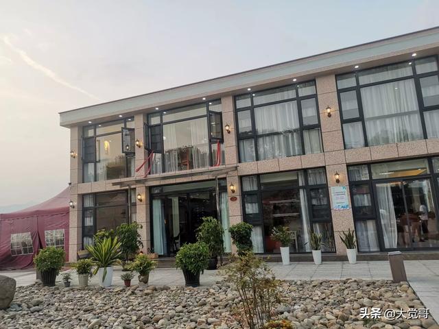 什么样的房子越住越富,生活中接触到真正的富人是什么样的？