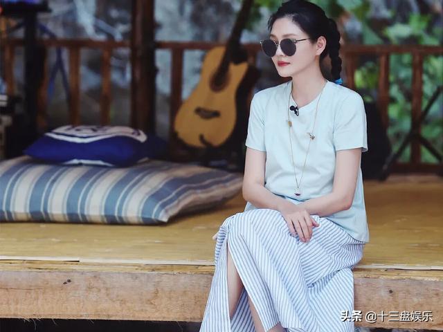 小s阿雅:你认为大小S、范晓萱阿雅四姐妹的感情怎么样？真的有那么好吗？