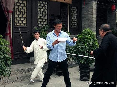 安志杰肌肉:安志杰挺帅的，为什么一直没有火呢？