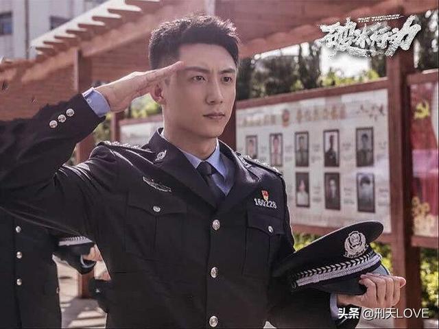 李曼图片:哪些电影里有声音与长相不符的角色