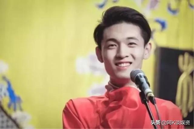 德云社演员怼观众:对于德云社孙九香秦霄贤被停演，你怎么看？
