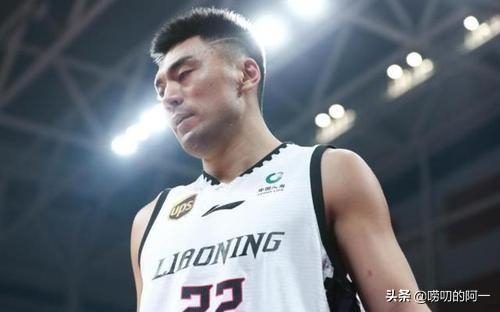 cb庙龟:1场比赛，20岁的南宁仔征服球迷！他是中国男篮的后卫新星吗？