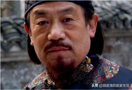 《大染坊》陈六子本可以多拿多占，外行的卢家驹一点招都没有。他为什么没有那么做？