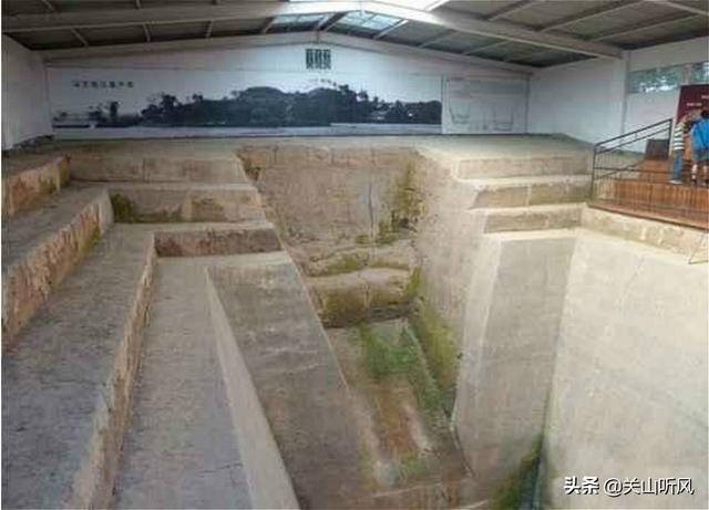 辛追刚出土时图片:俗语“人怕腊月生，又怕腊月死”，是何意？