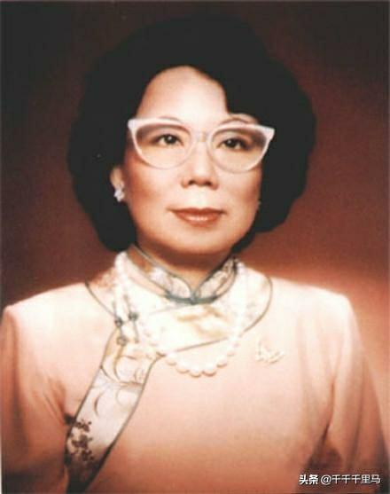 已经31岁了,他们对爱情的执着和真诚,终于感动了庄静庵夫妇和庄碧琴