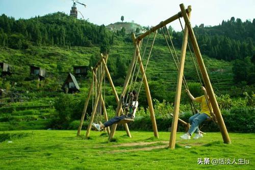 描述简单的乡村<a href=https://maguai.com/list/55-0-0.html target=_blank class=infotextkey>生活</a>:你是否厌倦了城市喧闹的<a href=https://maguai.com/list/55-0-0.html target=_blank class=infotextkey>生活</a>？你是否向往农村简单平凡的<a href=https://maguai.com/list/55-0-0.html target=_blank class=infotextkey>生活</a>？