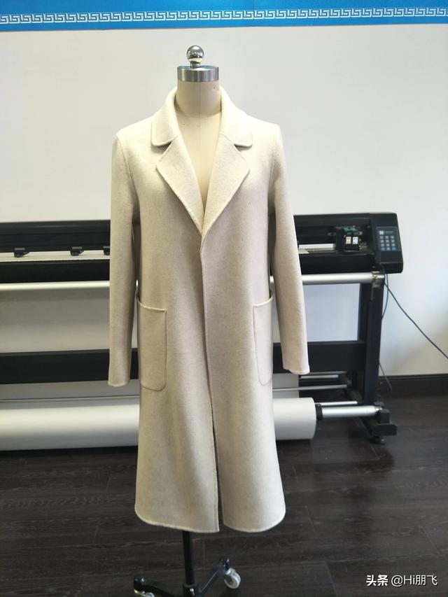 梦见衣柜里的衣服乱七八糟,如何穿衣服，没有廉价感？