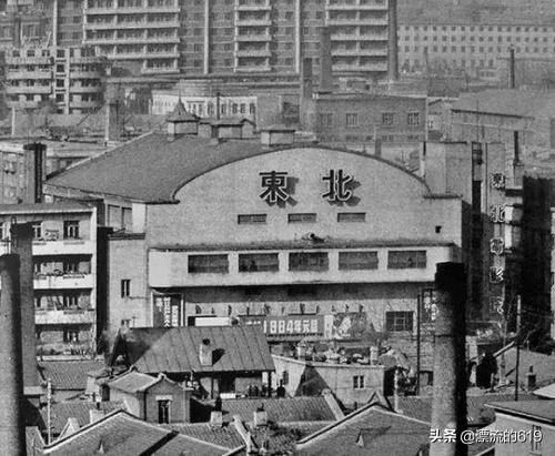 演员陈刚:关于老爸快跑里的袁水瑶是谁扮演的啊·？