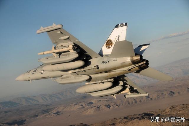 跨境电商发展现状与趋势的PPT（华为这次的鸿蒙系统会成功吗）