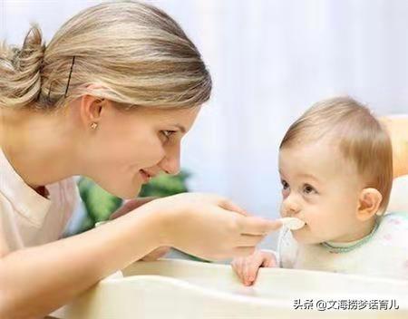 满六个月宝宝刚添加辅食,宝宝营养辅食如何添加？怎样预防便秘？