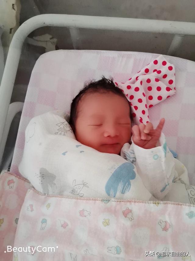 你害怕娃娃嘛？