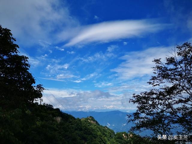 <a href=https://maguai.com/list/256-0-0.html target=_blank class=infotextkey>朋友圈</a>图片配图风景:您手机里平时拍的那些祖国美丽的天空照，能否和我们一起分享？