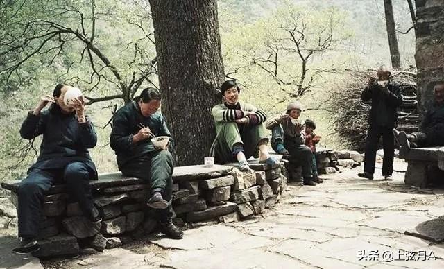 风水房子只能住十年,俗语“房过三代必走人”是什么意思？