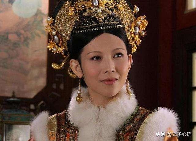曹琴默:《后宫甄嬛传》中，曹琴默那么有心机，皇后为什么不救她呢