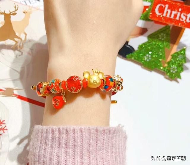 购买黄金手镯选购技巧,怎么挑选更适合自己佩戴的黄金首饰？