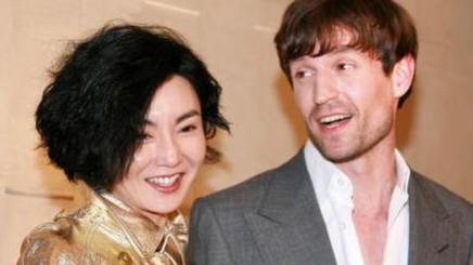 张曼玉老公是谁:张曼玉选美出道却能获奖无数，对她的表演影响极大的男人都有谁？