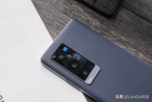 我喜欢用手机拍风景,不知道什么品牌的手机好？