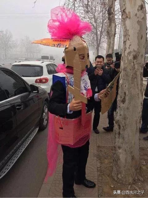 山东泰安闹伴娘事件:当今很多地方“婚闹”情况愈演愈烈，你见过什么样的恶劣场景
