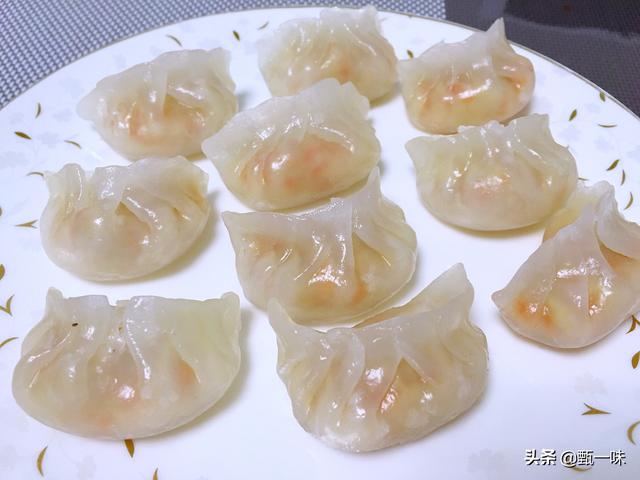 怎么做出晶莹剔透水晶蒸饺？和面应该注意哪些细节？