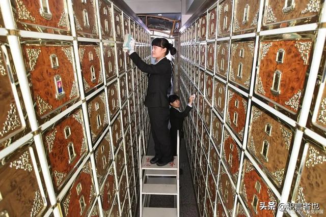 台州殡仪馆招聘最新，殡仪馆扛尸员月薪4万8，为何一个人也招不到