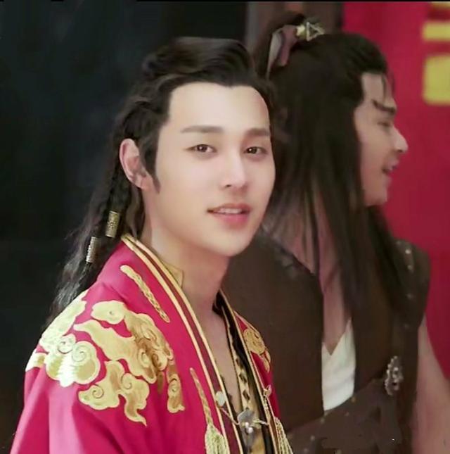 李圣经:大家有什么特别“甜”的剧可以分享吗？