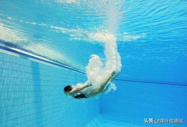 星立方跳水:跳水运动员为何要在上岸后立即冲澡？