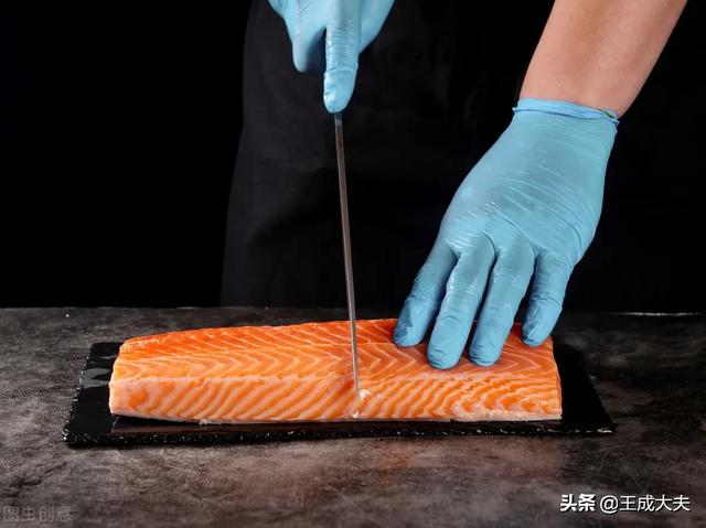 哪些国家进口产品被查新冠阳性，北京发现杀进口三文鱼案板新冠呈阳性是否应禁止进口生鲜海产品