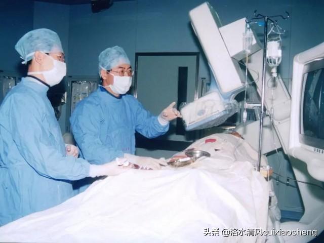 为医,为杀医凶手叫好的人是什么心态？