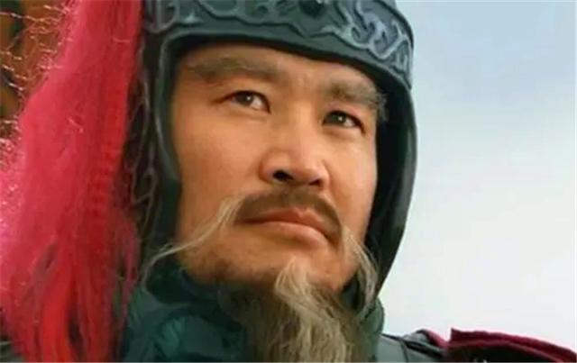 张怡美:关胜很晚才上梁山，为何能力压林冲，成为马军五虎将之首？