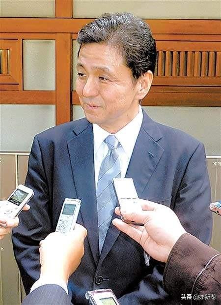 安倍晋三的胞弟出任防务大臣，菅义伟是任人唯贤吗？