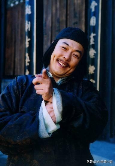 槐花香:又是一年槐花香。说一说农村的槐花如何吃才好？都有哪些做法？
