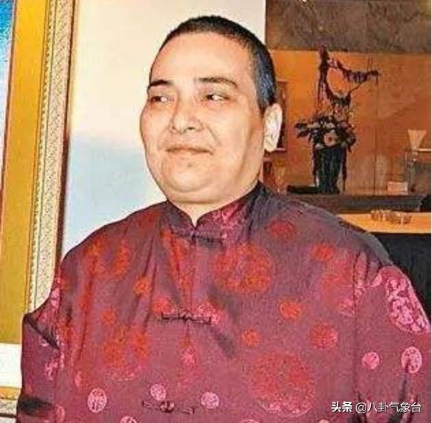 何超英:皈依佛门多年的何超雄，最近为何要将胞姐何超贤告上法庭？