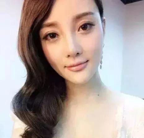 韩庚偷电脑:一手好牌打的稀烂，混成了“过气明星”都是谁