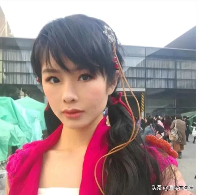 许可欣:许可欣高中同学发表声明，求放可馨一马。你对于这个事件怎么看？