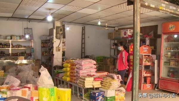 广东灵异事件小男孩:父母各玩各，广东6岁男童沉水底溺亡，男子跪地哭喊，怎么回事？