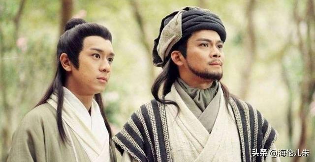萧峰开始对段誉不是很了解就和他结拜，慕容复在前期萧峰是对他很认可的却没结拜！为何？插图19